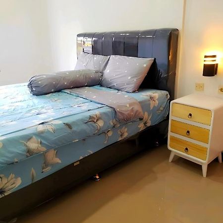 Homestay Omah Putih 班图尔 外观 照片